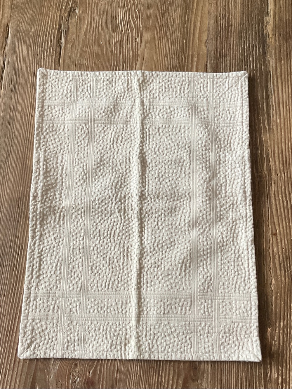 Peacock Alley Egyptian cotton Cream Quilted Pebble Wash pillow case sham